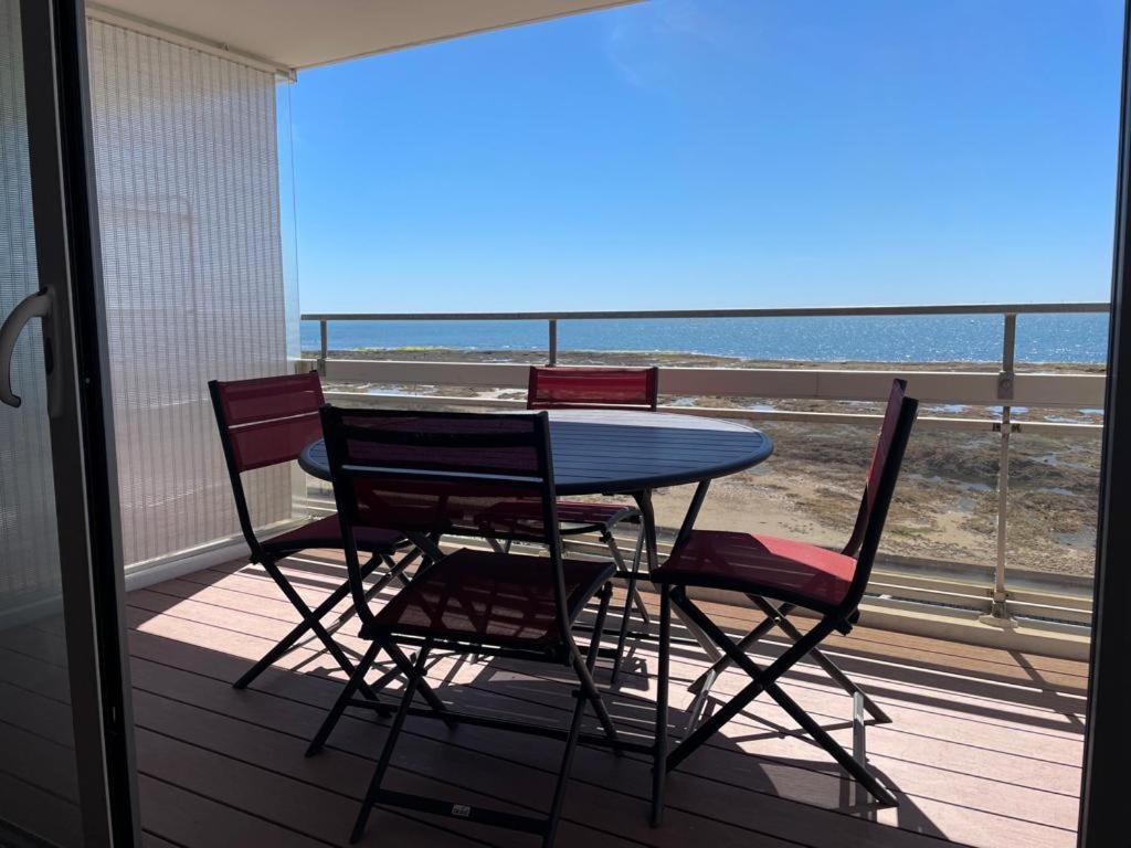 Large Studio Direct Access To The Beach Pornichet Buitenkant foto